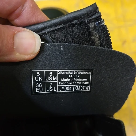 Dr Martens Airwair Boots - Picture 6 of 8